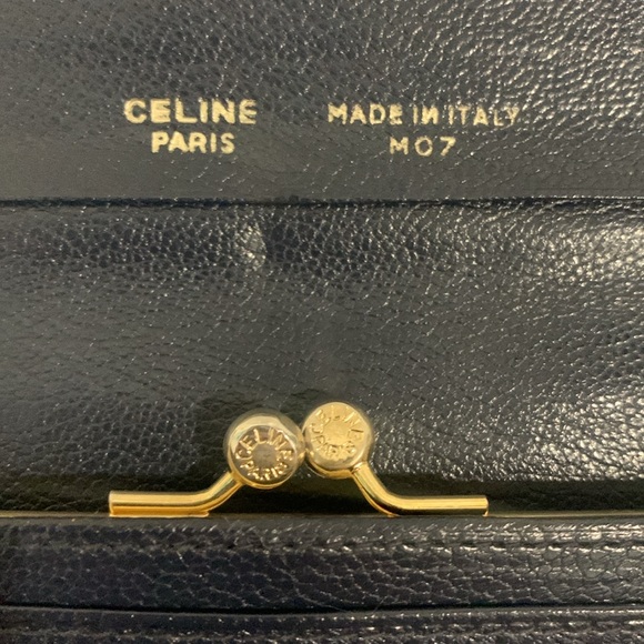 Celine - Picture 3 of 9